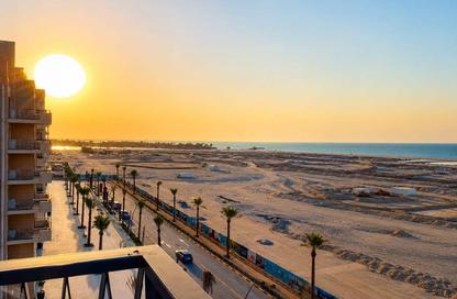 شقة - 3 غرف نوم - 4 حمامات للبيع في أزور بيتش ريزيدنس - جزيرة مريم - الخان - الشارقة شقة - 3 غرف نوم - 4 حمامات للبيع في أزور بيتش ريزيدنس - جزيرة مريم - الخان - الشارقة