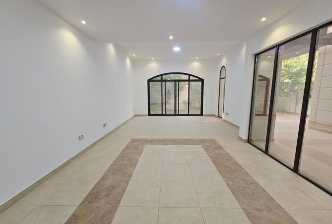 117700405 - Property Image 3