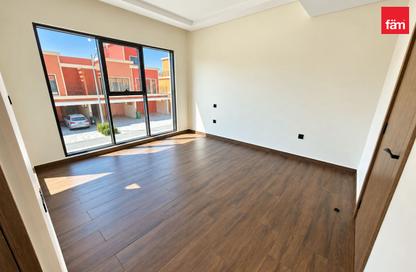 Townhouse - 3 - 3 for rent in Portofino - Damac Lagoons - Dubai