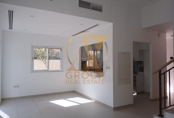 105989977 - Property Main Image