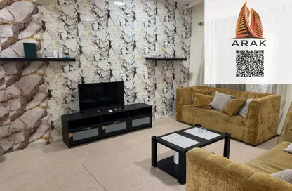 شقة - 2 غرف نوم - 2 حمامات للايجار في مساكن كورنيش عجمان - طريق كورنيش عجمان - عجمان