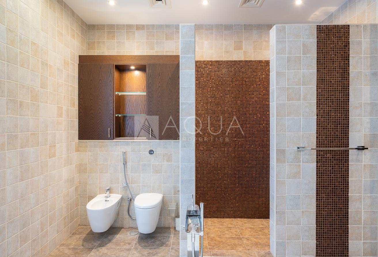 Corner Plot Acacia Villa with Lake View photo 17