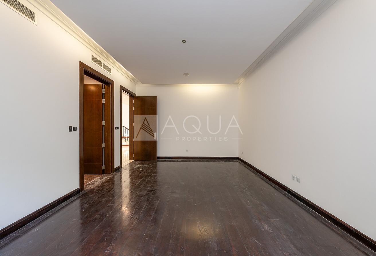 Corner Plot Acacia Villa with Lake View photo 6