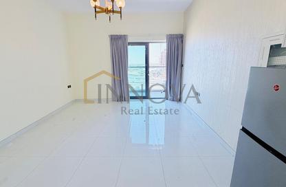 Apartment - Studio - 1 for rent in Wavez Residence - Liwan - Dubai