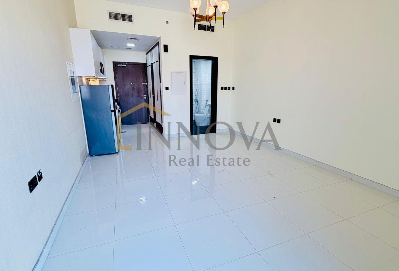 Semi Furnished | Vacant | Ready to Move in photo 6