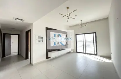 Apartment - 2 Bedrooms - 3 Bathrooms for rent in Binghatti Gate - District 15 - Jumeirah Village Circle - Dubai