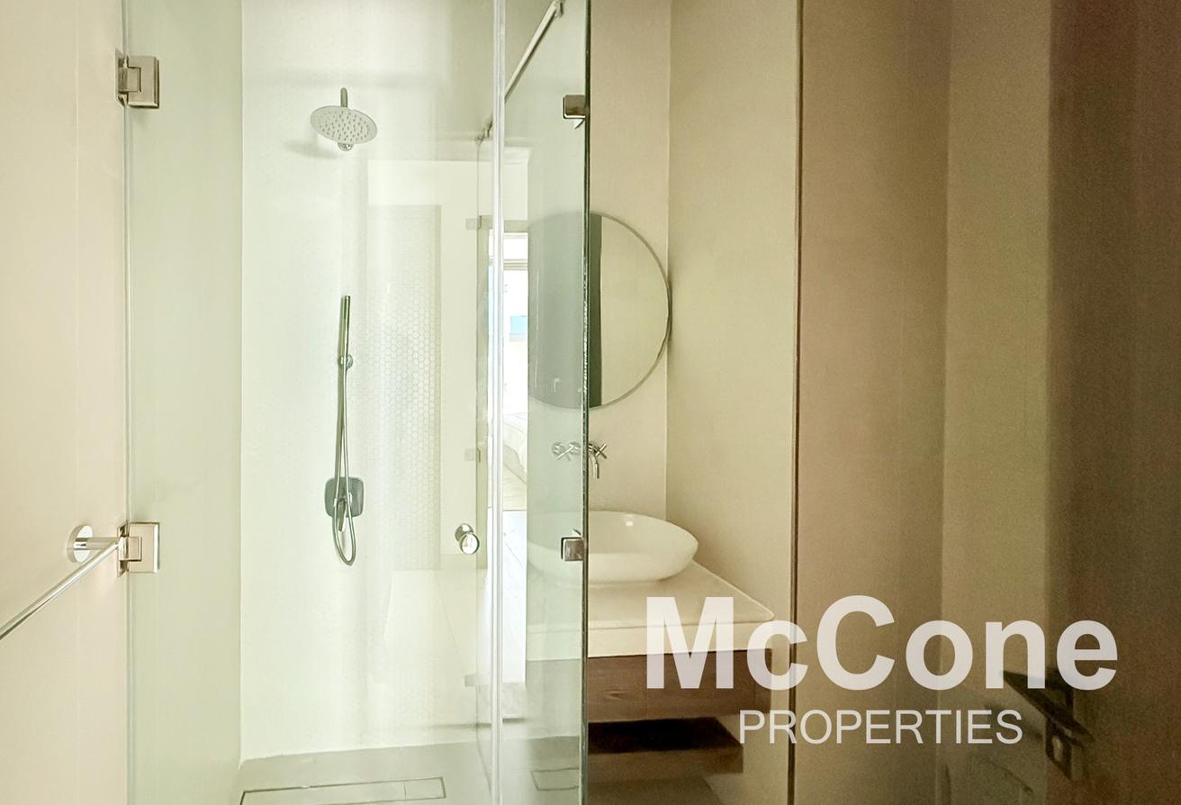 Luxury Living | Beach Access | Sea View photo 18