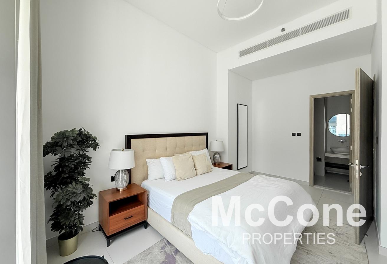 Luxury Living | Beach Access | Sea View photo 17