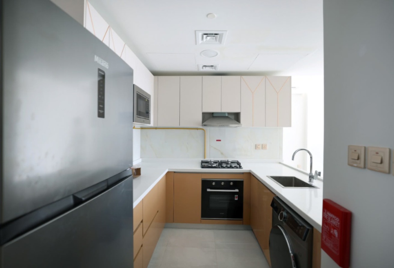 Amazing view  I Huge Size  I Kitchen Equipped