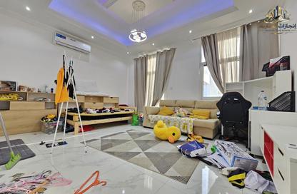 Villa - 3 Bedrooms - 5 Bathrooms for rent in Al Zaheya Gardens - Al Zahya - Ajman
