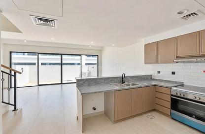 Townhouse - 4 - 3 for rent in Santorini - Damac Lagoons - Dubai