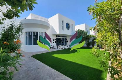 Villa - 4 - 4 for rent in Jumeirah 1 Villas - Jumeirah 1 - Jumeirah - Dubai