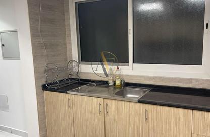 Apartment - Studio - 1 Bathroom for rent in Oasis Tower - Al Rashidiya 1 - Al Rashidiya - Ajman Apartment - Studio - 1 Bathroom for rent in Oasis Tower - Al Rashidiya 1 - Al Rashidiya - Ajman