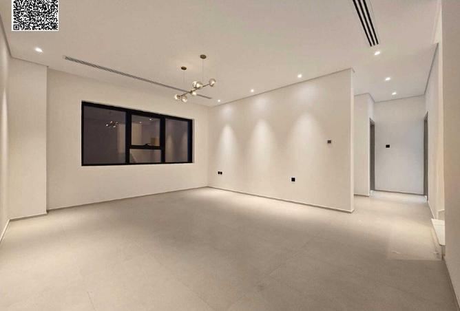 72695825 - Property Image 3