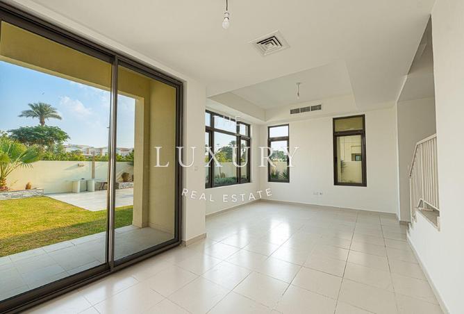 54390316 - Property Image 2