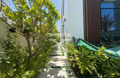 Villa - 7 Bedrooms - 7+ Bathrooms for rent in District 7 - Jumeirah Park - Dubai Villa - 7 Bedrooms - 7+ Bathrooms for rent in District 7 - Jumeirah Park - Dubai