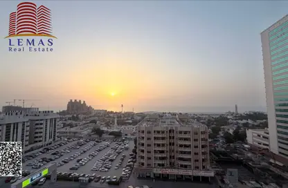 شقة - غرفة نوم - 2 حمامات للبيع في عجمان واحد - عجمان وسط المدينة - عجمان