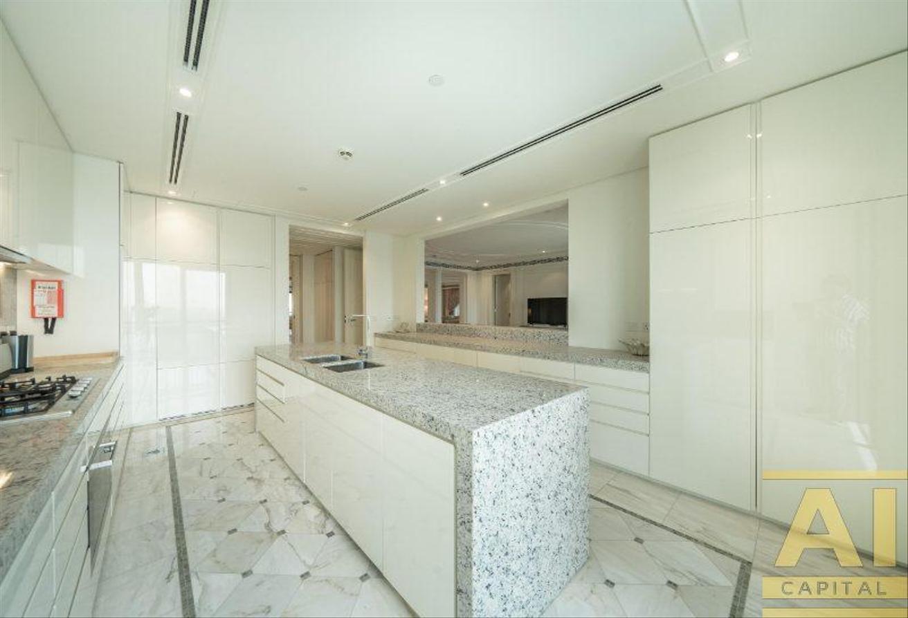 Fully Furnished 4 Bed | Creek View | 1 Month Free photo 19