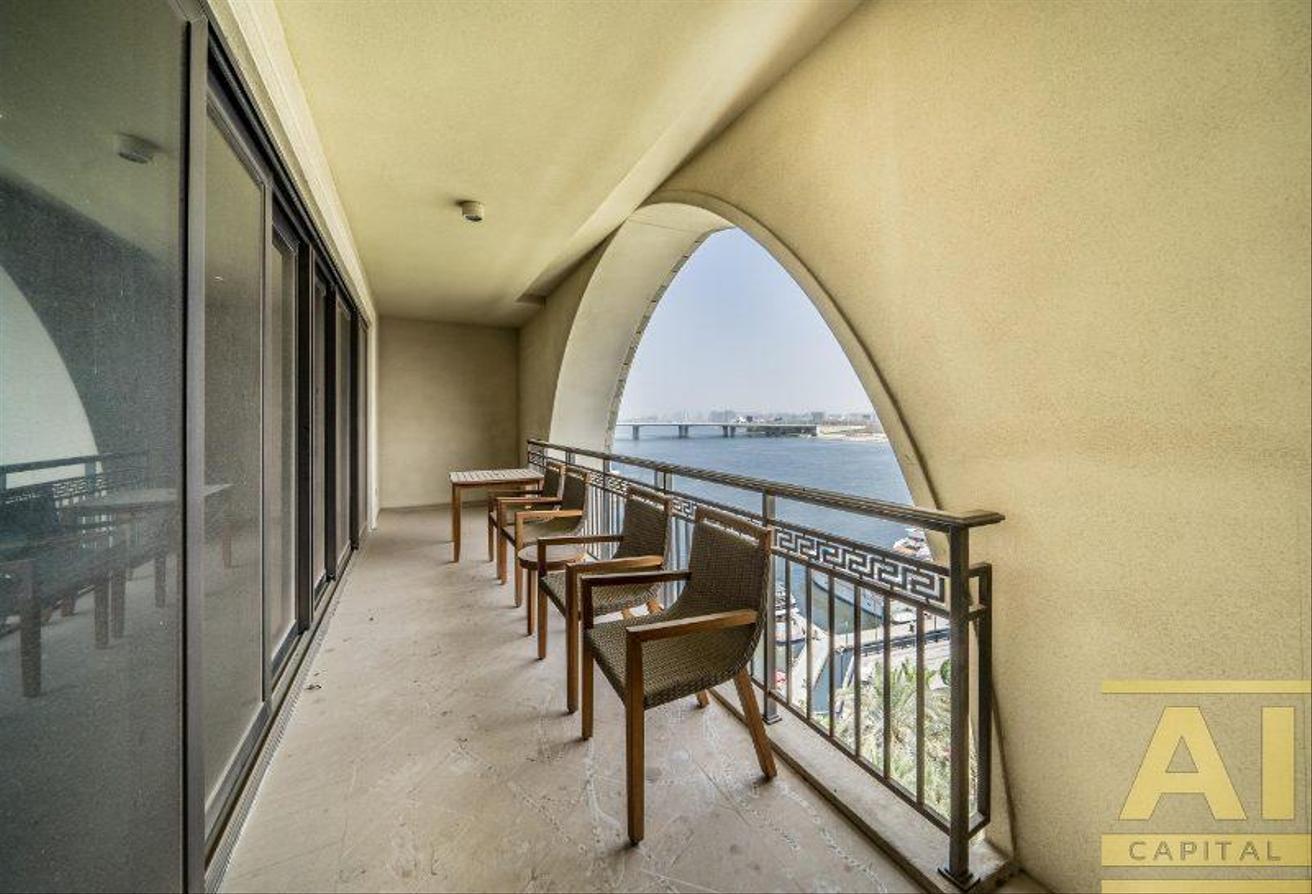 Fully Furnished 4 Bed | Creek View | 1 Month Free photo 25