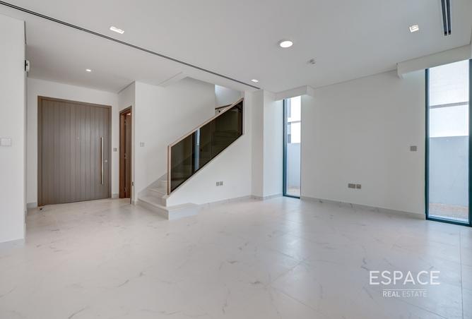 126105853 - Property Image 3