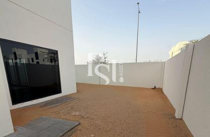 Villa - 4 Bedrooms - 6 Bathrooms for rent in Fay Al Reeman II - Al Shamkha - Abu Dhabi