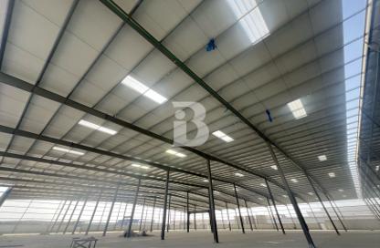 Warehouse - Studio for rent in Dubai Investment Park 1 (DIP 1) - Dubai Investment Park (DIP) - Dubai
