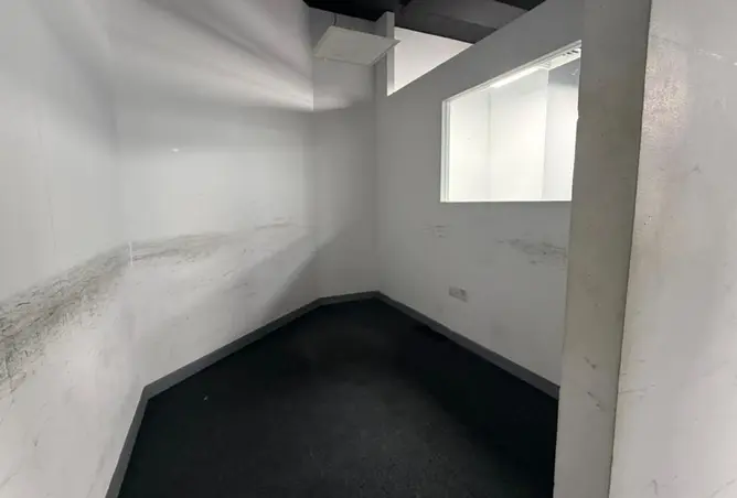 71118273 - Property Image 3