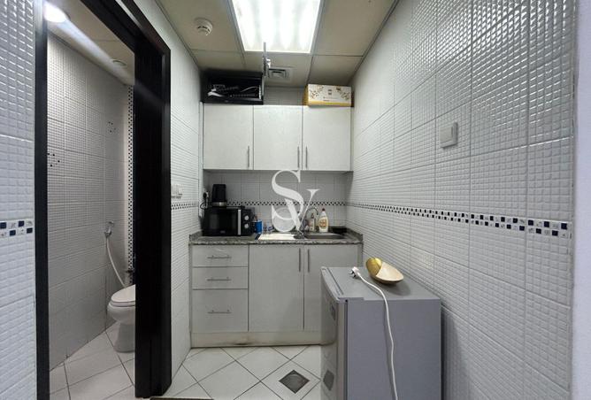 73113107 - Property Image 2