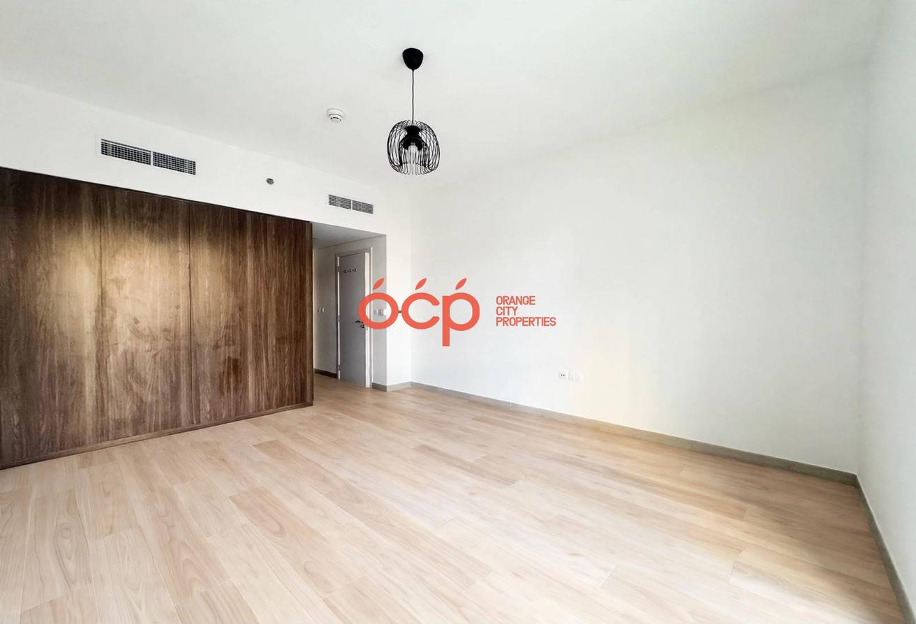 Largest 2BR layout | Burj Al Arab View | Corner Unit photo 7