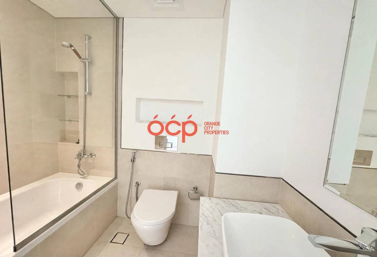 Largest 2BR layout | Burj Al Arab View | Corner Unit photo 9