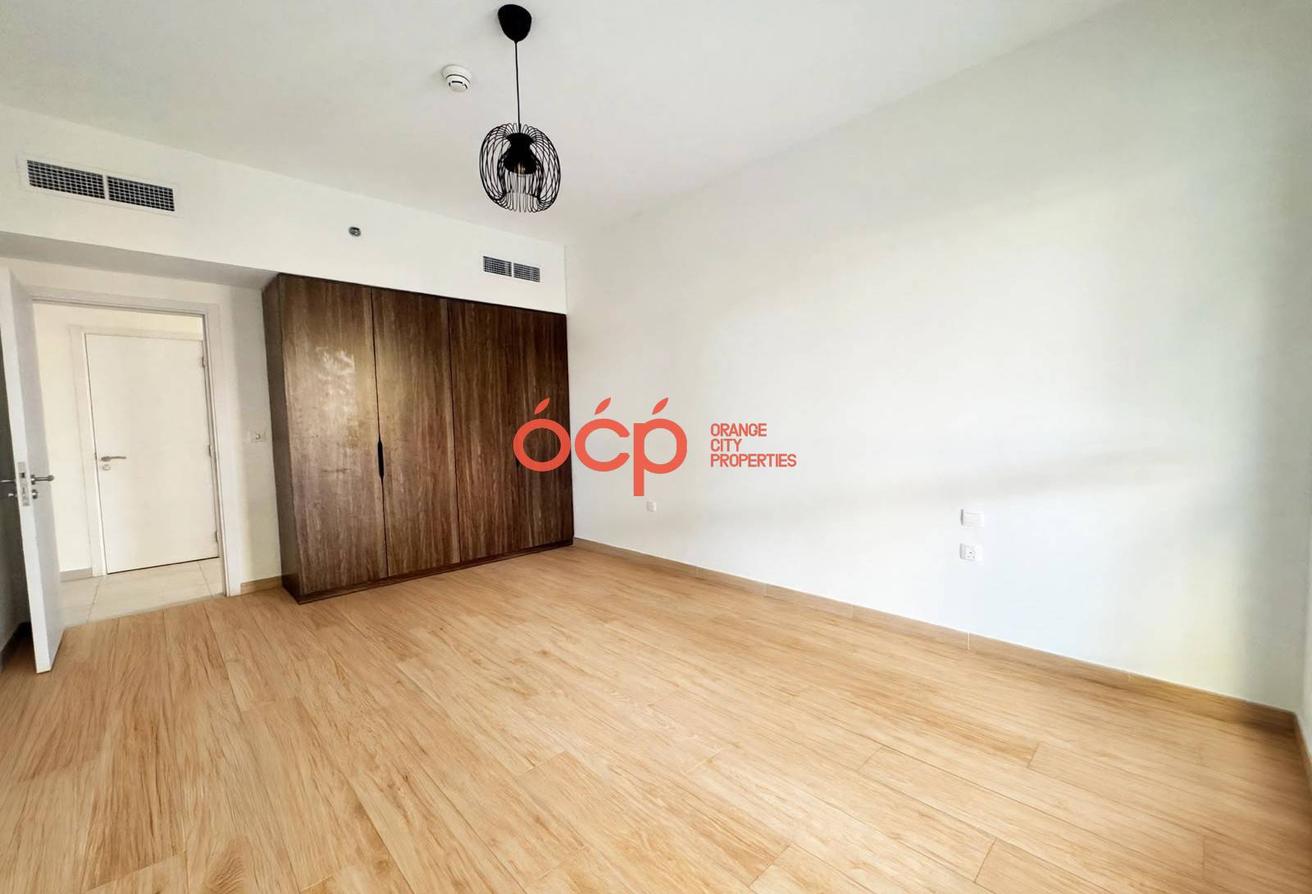 Largest 2BR layout | Burj Al Arab View | Corner Unit photo 6