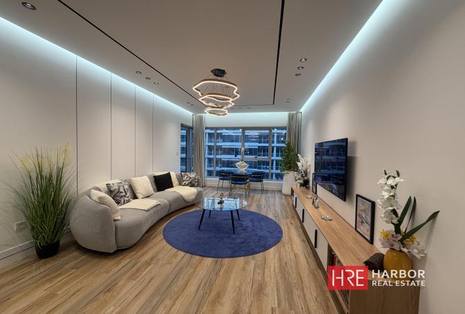 Newly Renovated & Upgraded | Modern Stylish Living