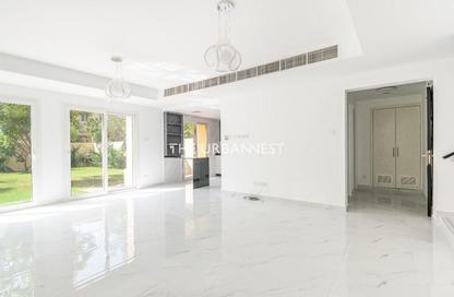 Villa - 3 Bedrooms - 3 Bathrooms for rent in Springs 8 - The Springs - Dubai