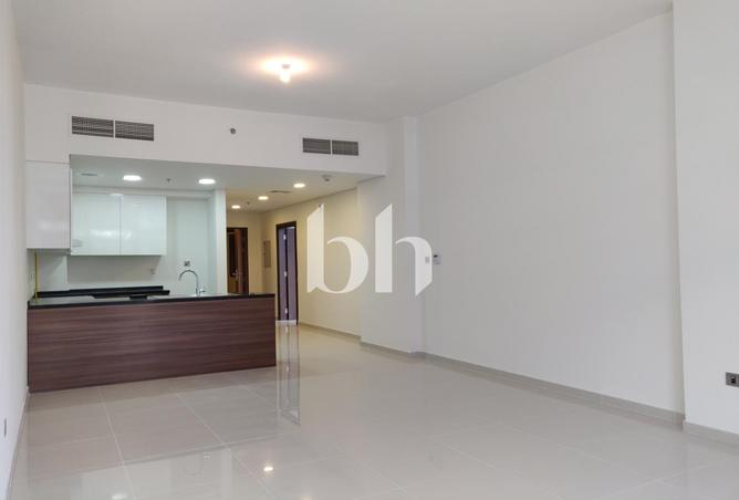 Partial Golf View | Modern Stylish Living | Prime