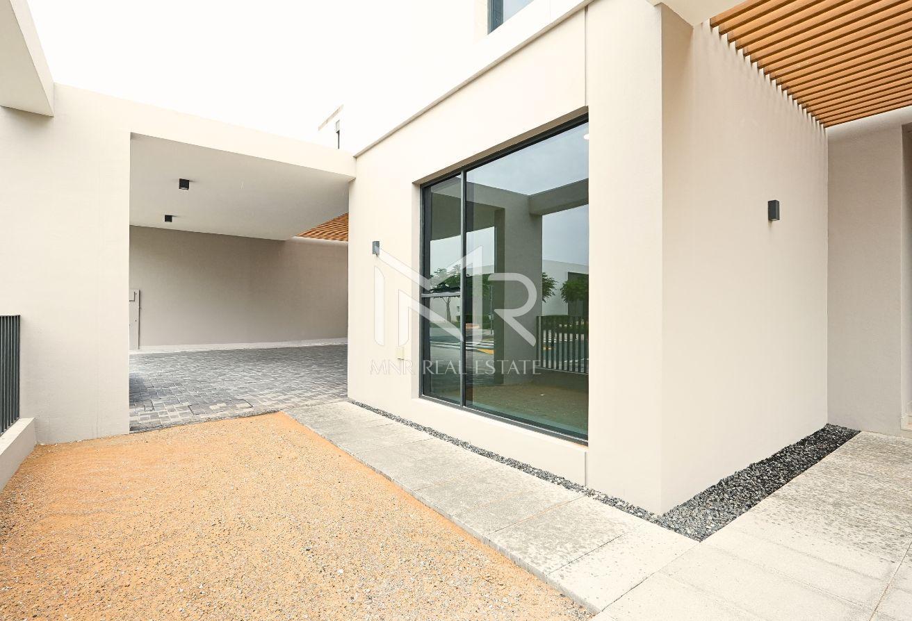 Close to amenities | Near playground | Large hall photo 5