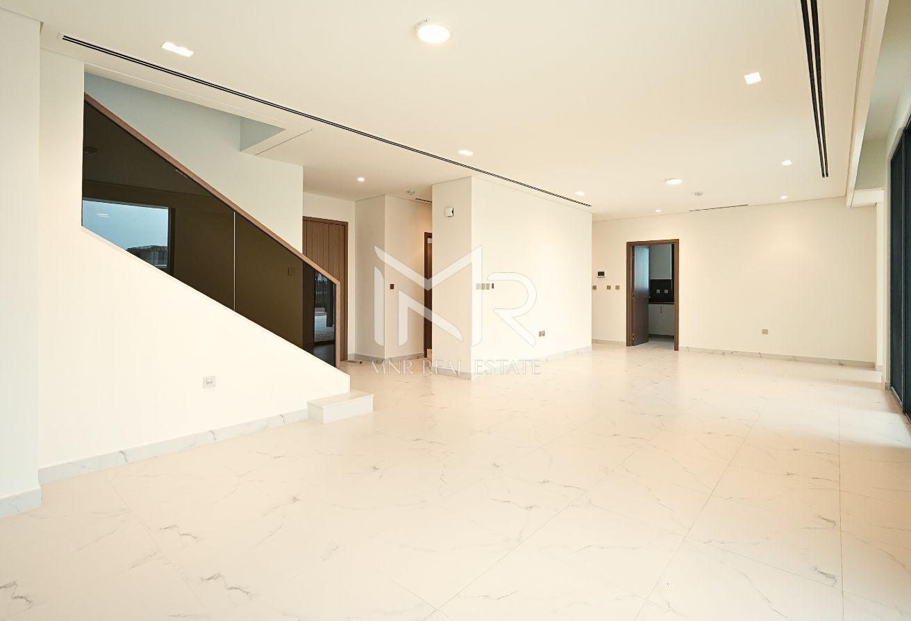 Close to amenities | Near playground | Large hall photo 8