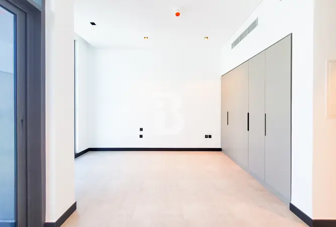 153744219 - Property Image 2