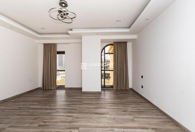 115484854 - Property Image 2