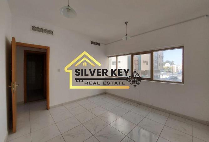 99540401 - Property Image 2