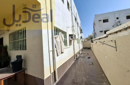 عمارة بالكامل - 8 غرف نوم - 8 حمامات للبيع في النعيمية - النعيمية - عجمان
