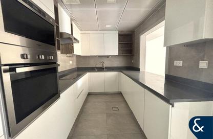 Apartment - 3 Bedrooms - 3 Bathrooms for rent in Rimal 6 - Rimal - Jumeirah Beach Residence - Dubai