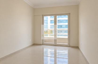 Apartment - Studio - 1 for rent in Manchester Tower - Dubai Marina - Dubai