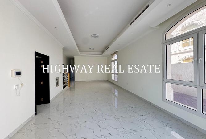 145070702 - Property Image 2