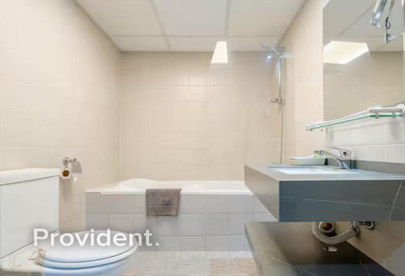 Lake View | Fully furnished | Near Metro photo 6