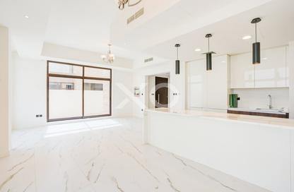 Villa - 4 - 5 for sale in Elie Saab Vie at the Fields - The Fields - District 11 - Mohammed Bin Rashid City - Dubai