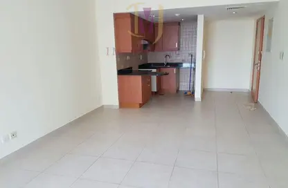 Apartment - 1 Bathroom for rent in Global Lake View - JLT Cluster E - Jumeirah Lake Towers - Dubai Apartment - 1 Bathroom for rent in Global Lake View - JLT Cluster E - Jumeirah Lake Towers - Dubai