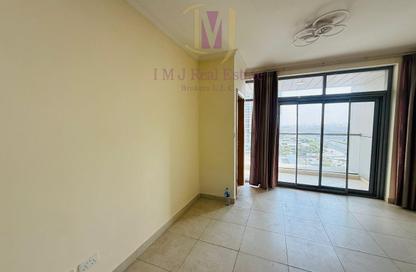 Apartment - Studio - 1 Bathroom for rent in Global Lake View - JLT Cluster E - Jumeirah Lake Towers - Dubai Apartment - Studio - 1 Bathroom for rent in Global Lake View - JLT Cluster E - Jumeirah Lake Towers - Dubai