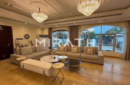 Villa - 6 - 6 for rent in Al Manara - Dubai Villa - 6 - 6 for rent in Al Manara - Dubai