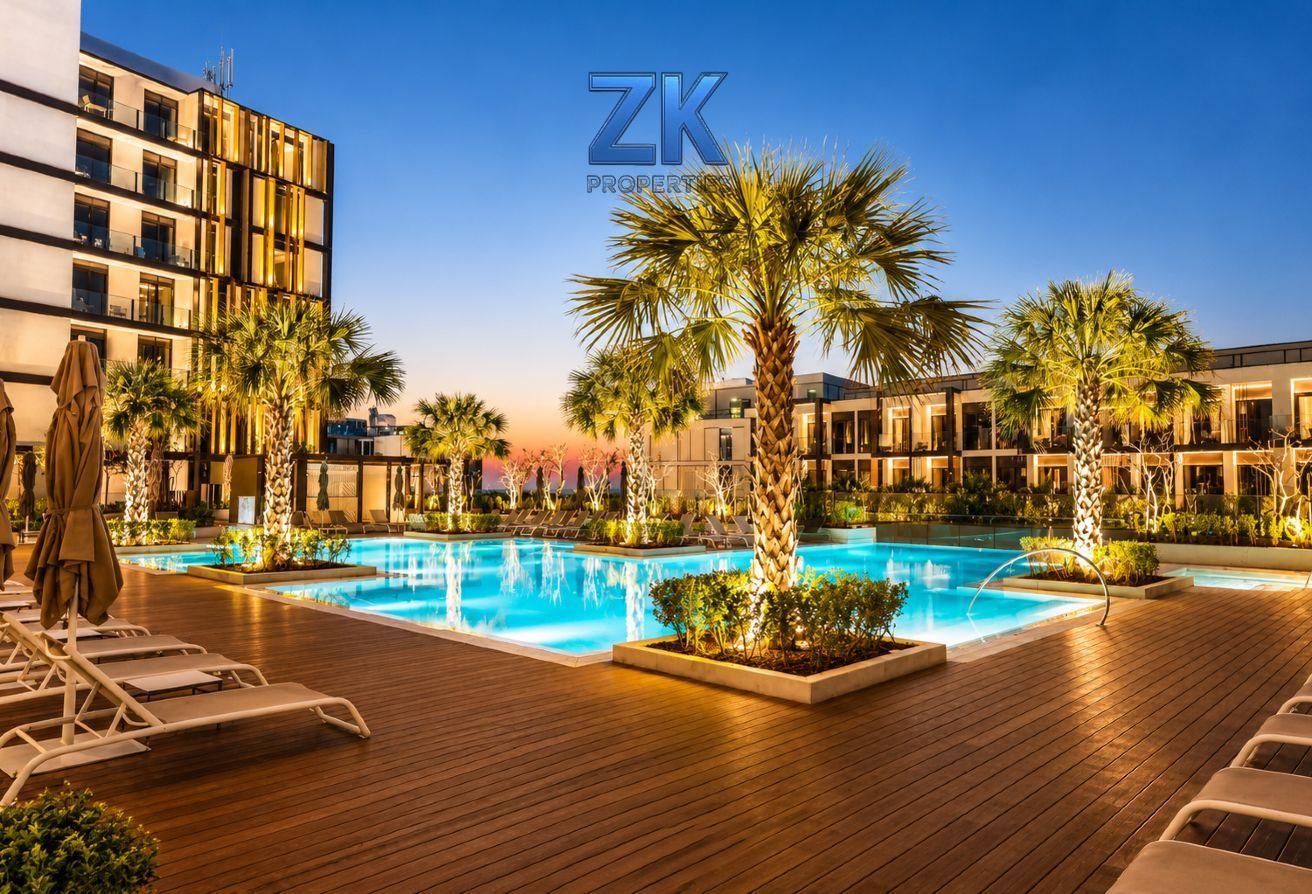 CAESARS 4BR+Maid | All Bills Covered | FREE BEACH photo 8