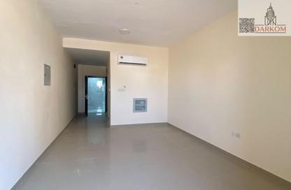 Apartment - Studio - 1 for rent in Al Jurf 3 - Al Jurf - Ajman Apartment - Studio - 1 for rent in Al Jurf 3 - Al Jurf - Ajman